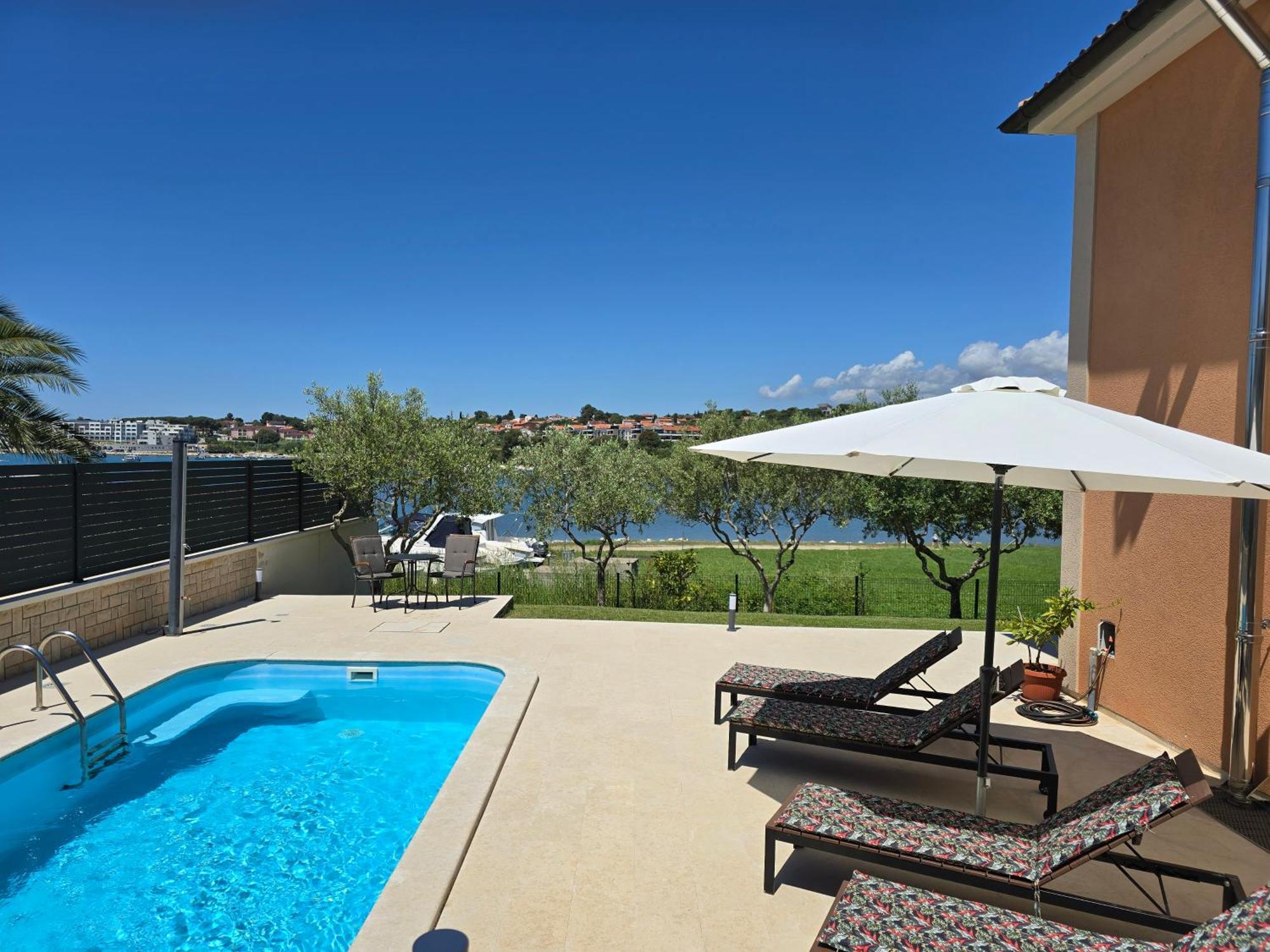 Olive Garden, Apartment With A Private Pool Banjole Extérieur photo